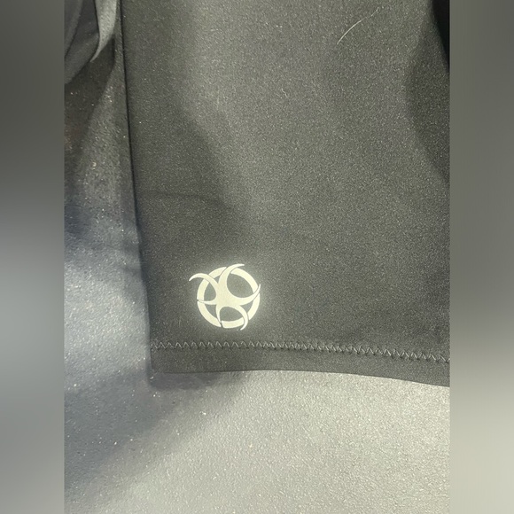 Defiance Neoprene Black & Blue Shorty Style Wetsuit Men’s EUC - Picture 13 of 14